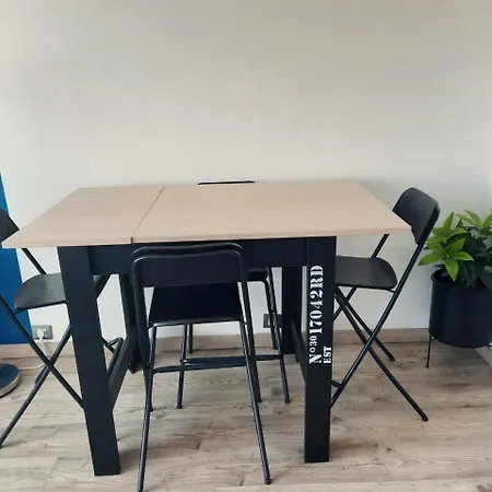 Les Buttes - 4 Prs, 1 Ch - Parking Prive Apartamento