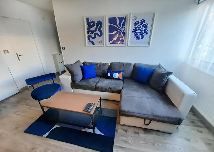 Apartment Les Buttes - 4 Prs, 1 Ch - Parking Prive