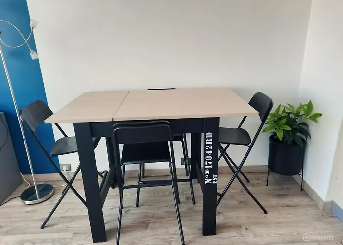 Les Buttes - 4 Prs, 1 Ch - Parking Prive Apartment